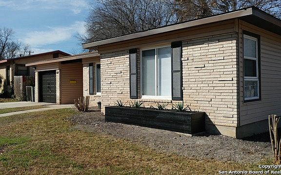 2nd image of 503 Wayside Dr