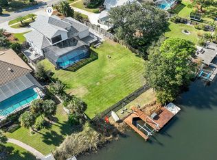 138 Country Club Dr W, Destin, FL 32541