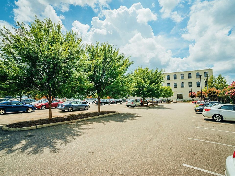 Building Photo 2