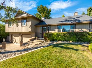 792 Country Oak Dr, Redding, CA 96003