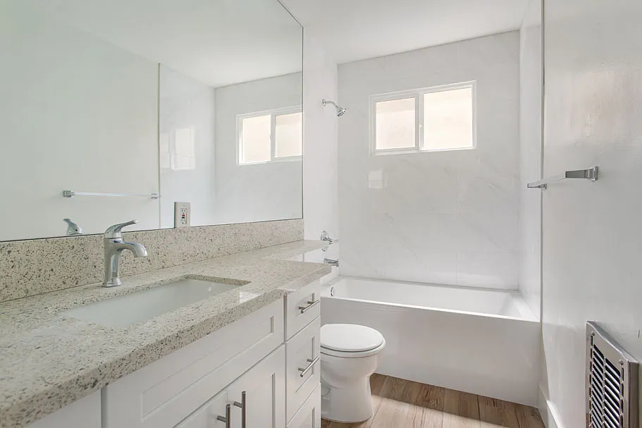 1 bed, 650 sqft, $2,250 — Photo 2