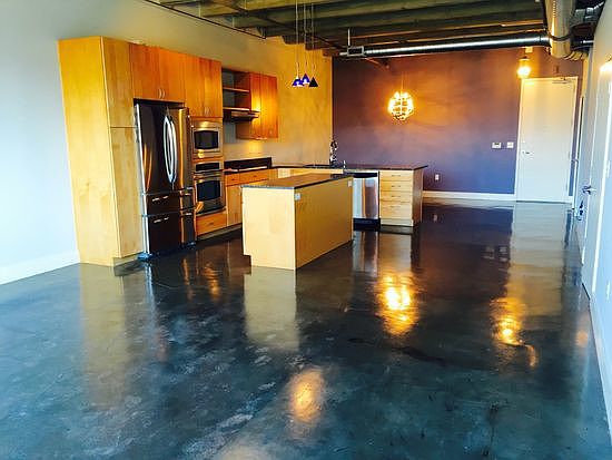 2nd image of 1819 Baltimore Ave APT 207