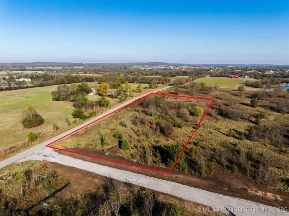 3 W 195th St S, Mounds, OK 74047