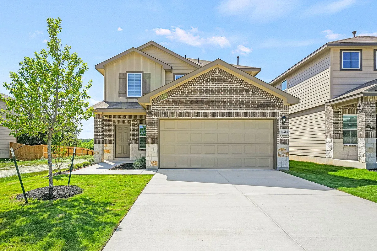 Building Photo - 14903 Pearl Flts