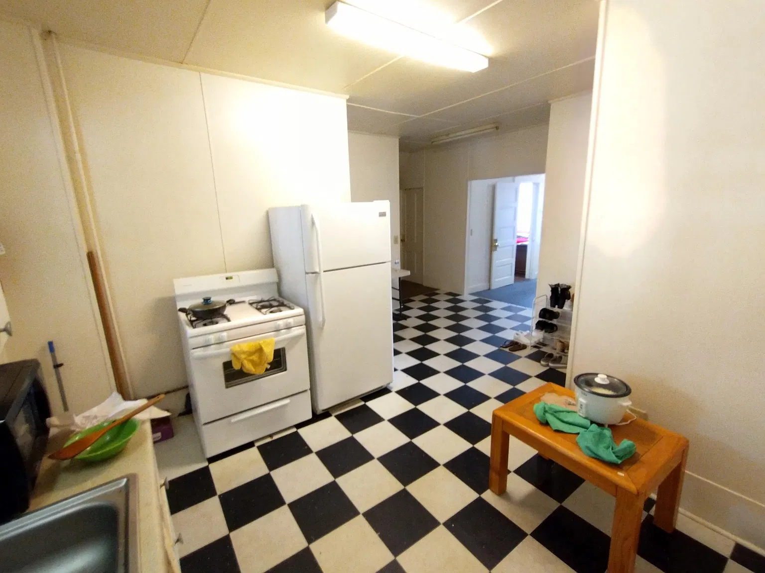 2 bed, 775 sqft, $1,875 — Photo 4