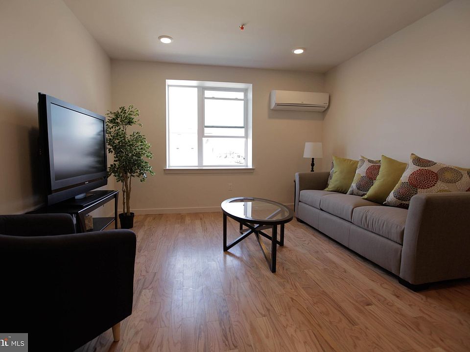 1st image of 3400-10 Belgrade St #101