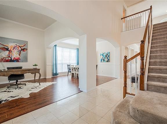 4th image of 7105 Park Hill Trl