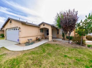 424 Calle De La Vina, Delano, CA 93215