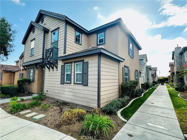 1877 Lobo Ct, Riverside, CA 92501