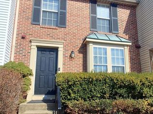 656 Coral Reef Dr, Gaithersburg, MD 20878