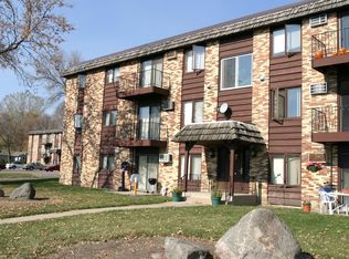 420 Chan Vw #2303, Chanhassen, MN 55317