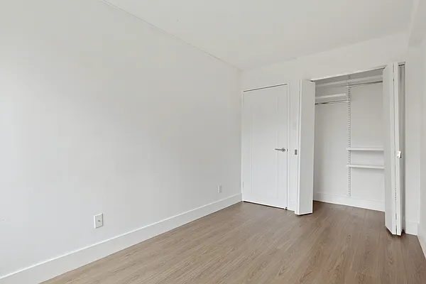 Rented by Greystar | media 7