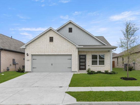 4324 Valley Brook Dr, Crowley, TX 76036