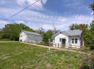 722 Market St, Burlington, IA 52601