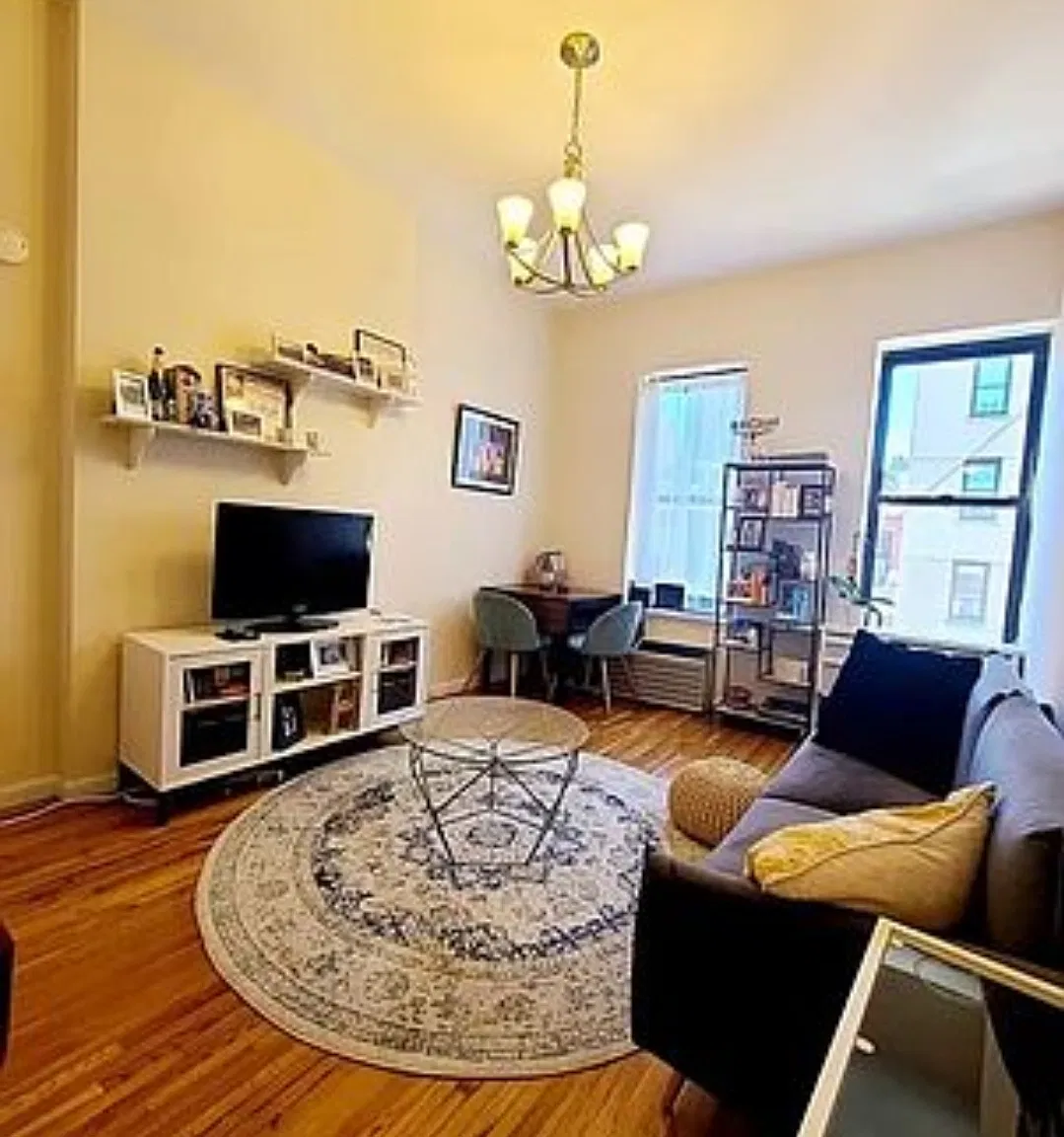 156 West 74th Street — Photo 1