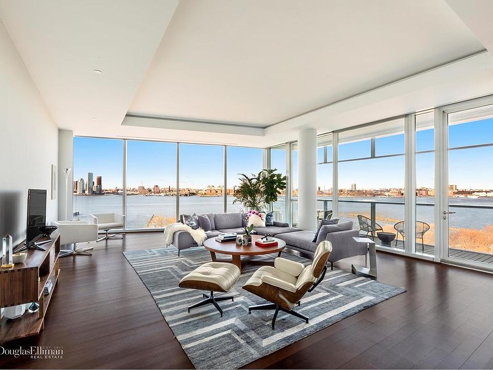 1st image of 165 Charles St APT 18