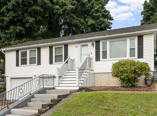 39 Lewis St, Haverhill, MA 01830