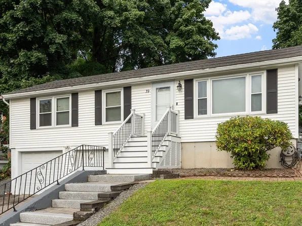 39 Lewis St, Haverhill, MA 01830