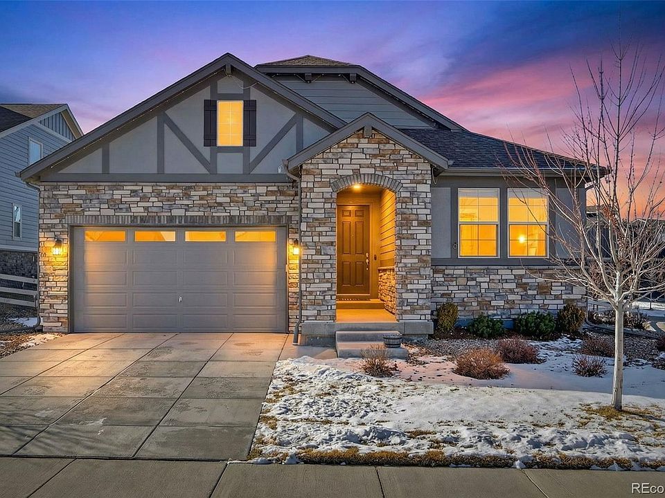 1st image of 27200 E Davies Place