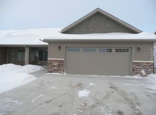 1540 Ardmore Ave S, Grand Forks, ND 58201