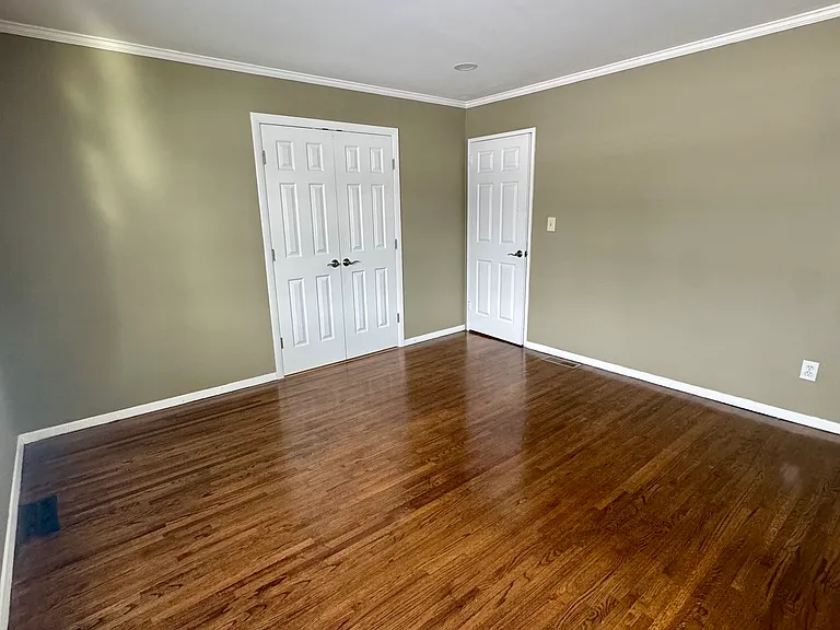 523 Orange Ave — Photo 10