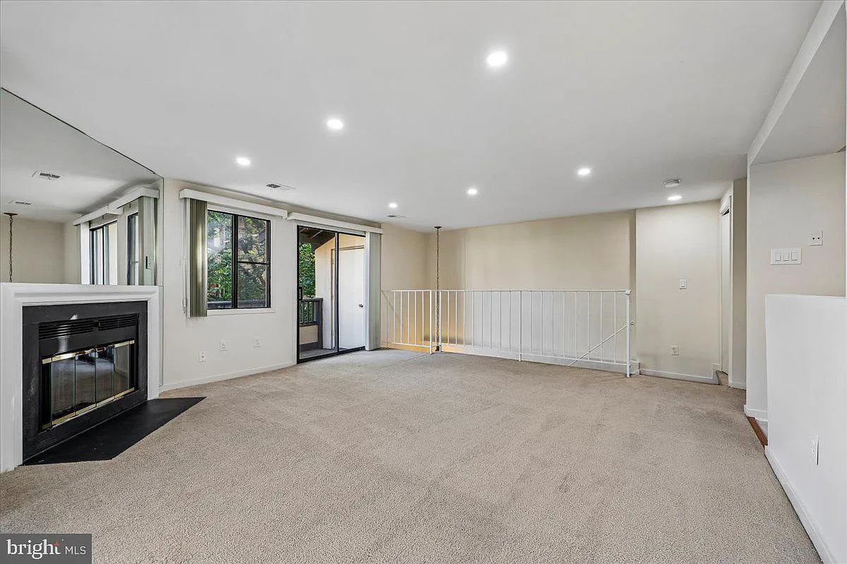 Christopher Court Codm — Photo 3