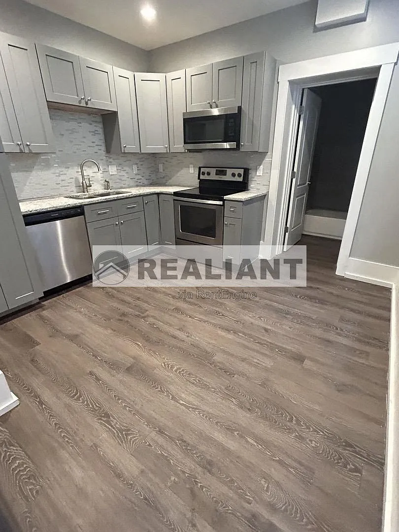 1 bed, 1.0 bath, $1,245 — Photo 4