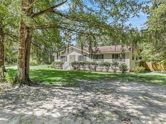 2nd image of 1021 Fiddler Crab Rd NE