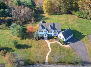 32 Sunflower Cir, Lumberton, NJ 08048