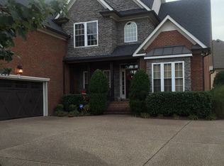 1006 Crimson Way, Hendersonville, TN 37075