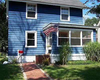 303 W 12th St Photo 1