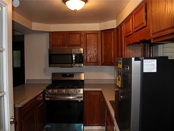 5th image of 5017 Orchard Ave