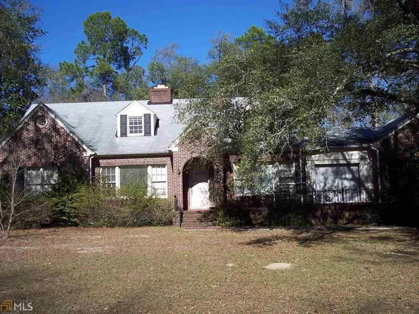 112 Peachtree Cir, Sylvania, GA 30467