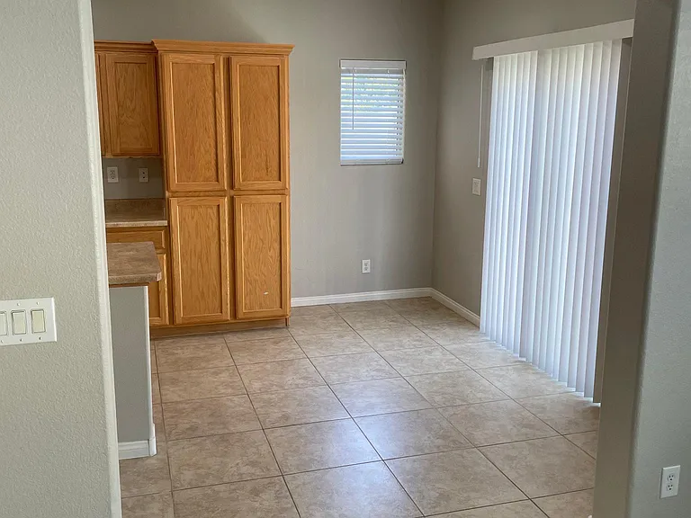 6574 Gertrude Ct — Photo 11