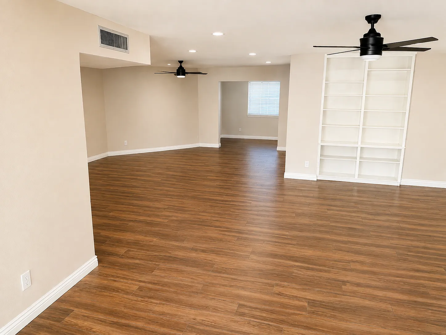 4 bed, 2871 sqft, $3,000 — Photo 2