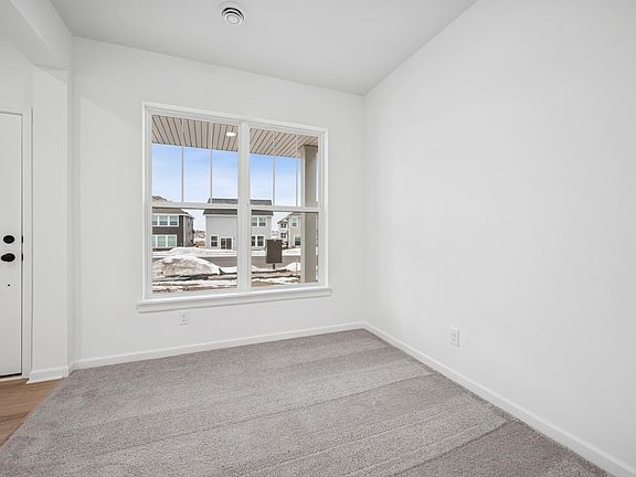 3rd image of 14964 Ardgillan Rd W