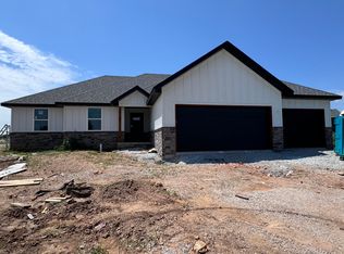 1802 E Vicksburg Psge, Republic, MO 65738