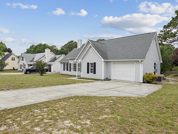 3rd image of 6814 Lipscomb Drive