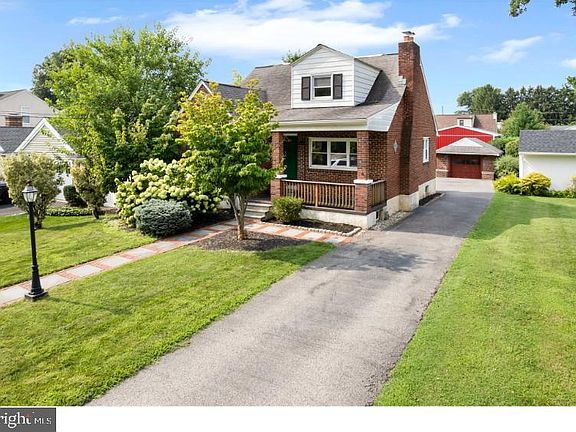 2nd image of 123 Keys St