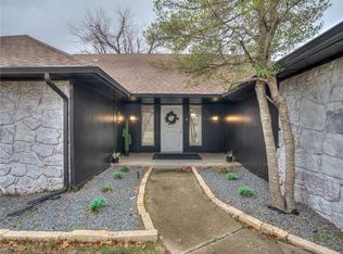 1102 Sunny Brook Dr, Edmond, OK 73034