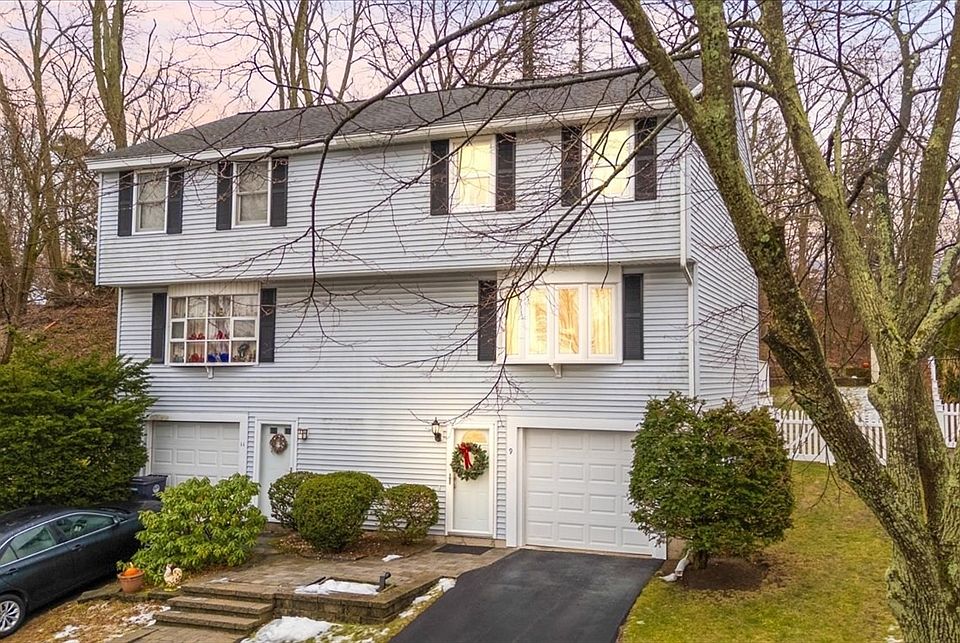 1st image of 9 Twin Brooks Cir #9