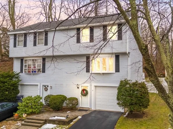 9 Twin Brooks Cir #9, Haverhill, MA 01835