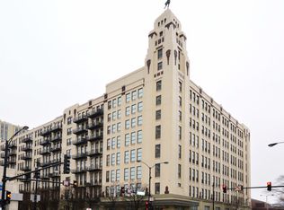 758 N Larrabee St APT 728, Chicago, IL 60654