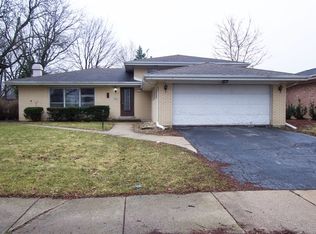 551 E 167th St, South Holland, IL 60473