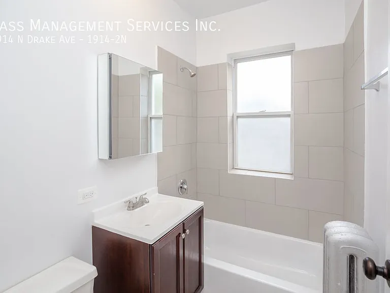 1914 N Drake Ave #2N — Photo 9