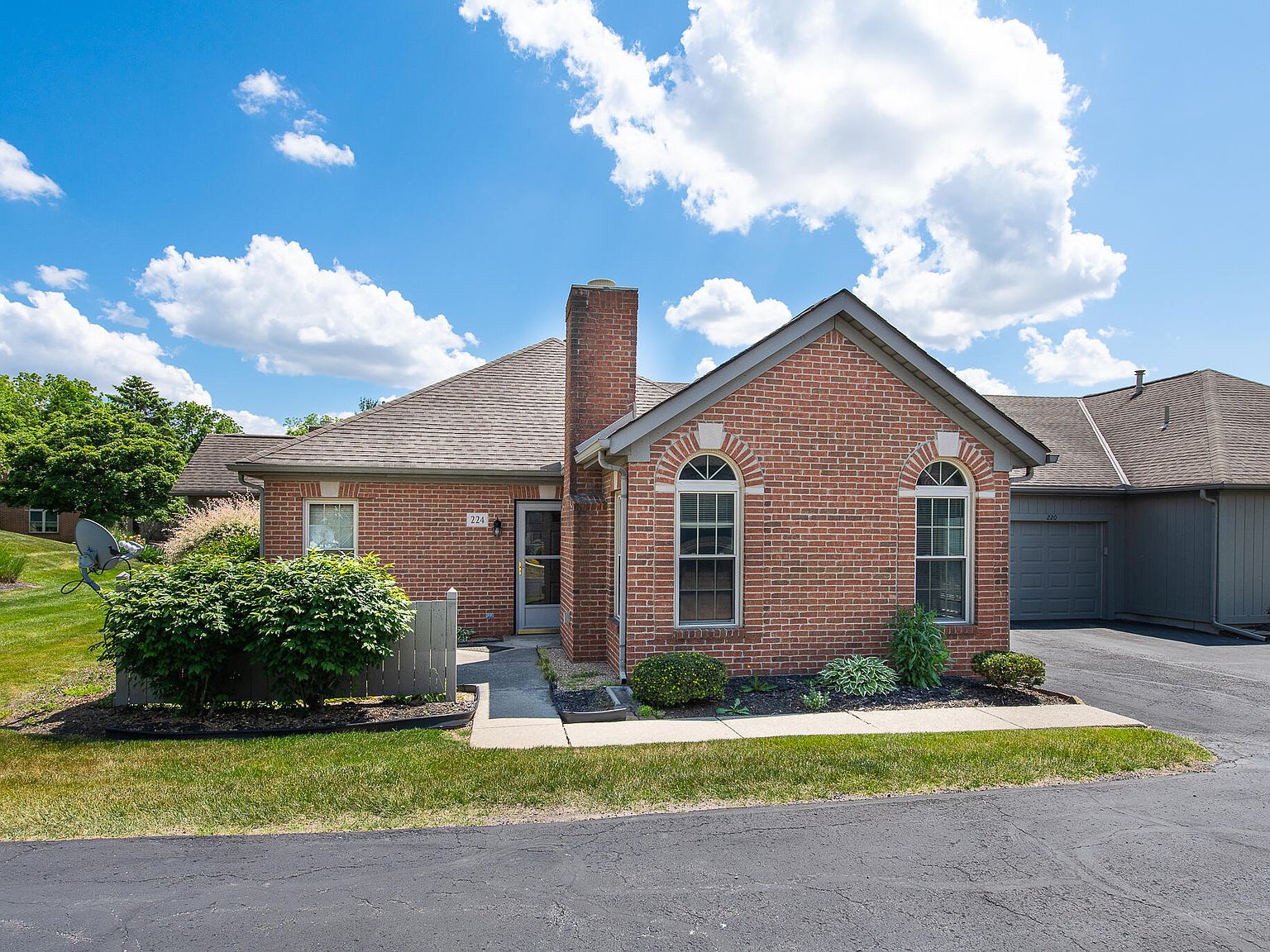 224 Pine Ridge Ct, Bellefontaine, OH 43311 Zillow