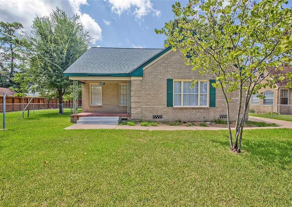 1st image of 6518 Pinehurst Dr