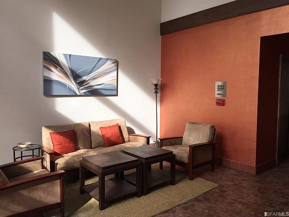 2nd image of 800 N El Camino Real Unit 206