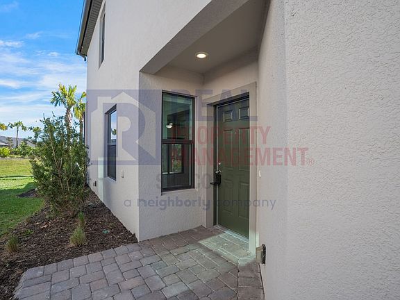 3rd image of 1824 Vanora Ln