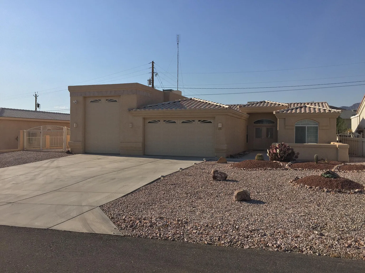 4131 Calimesa Dr — Photo 2